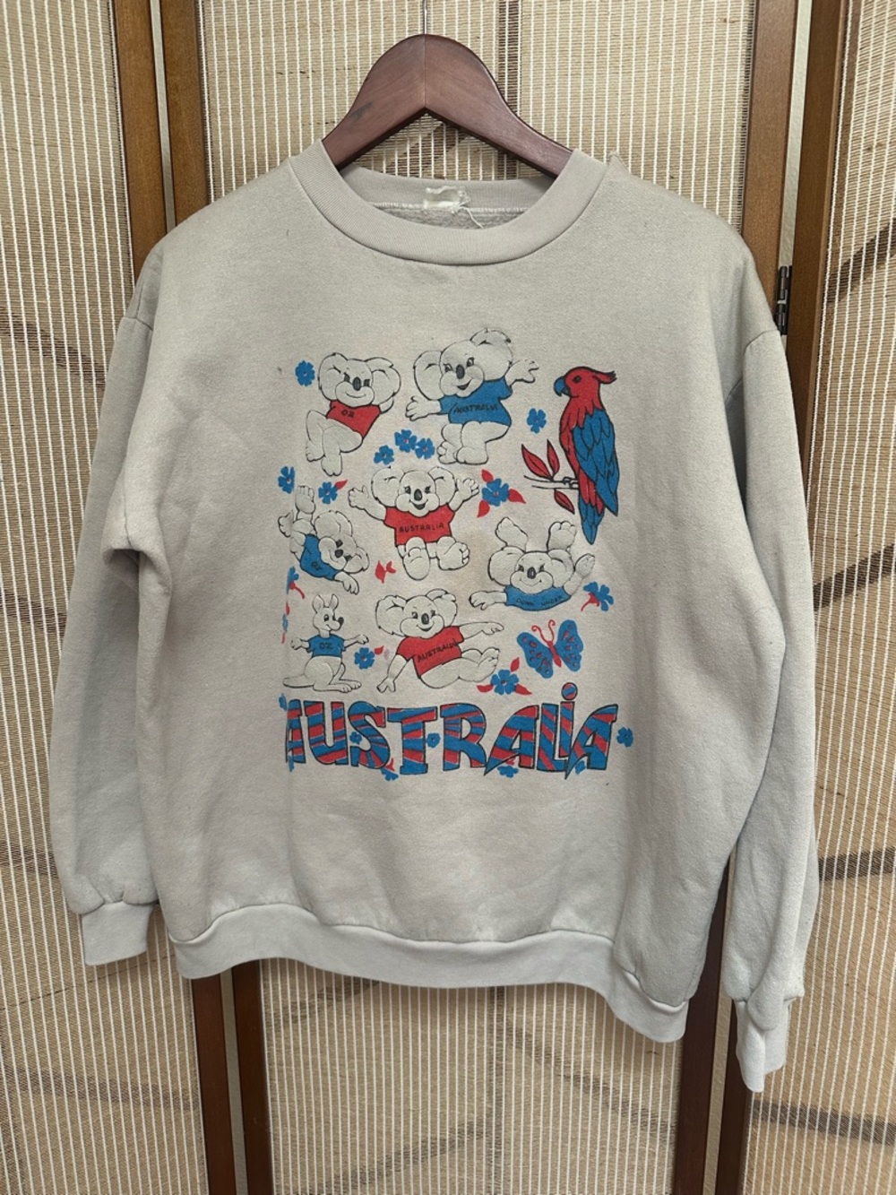 Vintage 90’s Australia sweatshirt